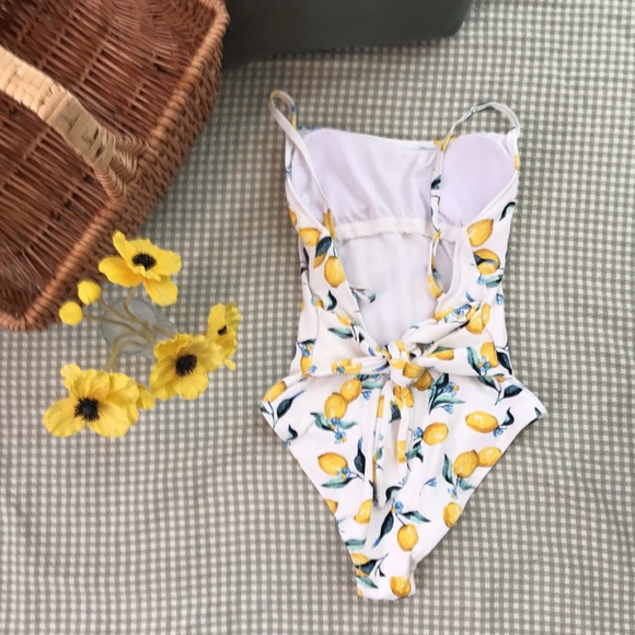 Jessica Simpson® Lemons One Piece Bathing Suit | Swim suit🍋 - Picture 4 of 4